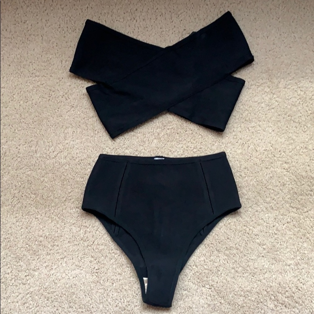 Missguided 2 Piece Swim Suit.